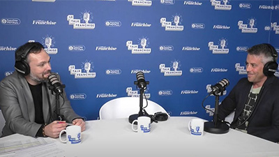 Laurent Bassi avec Florent Mounier pour un podcast de l'officiel de la Franchise