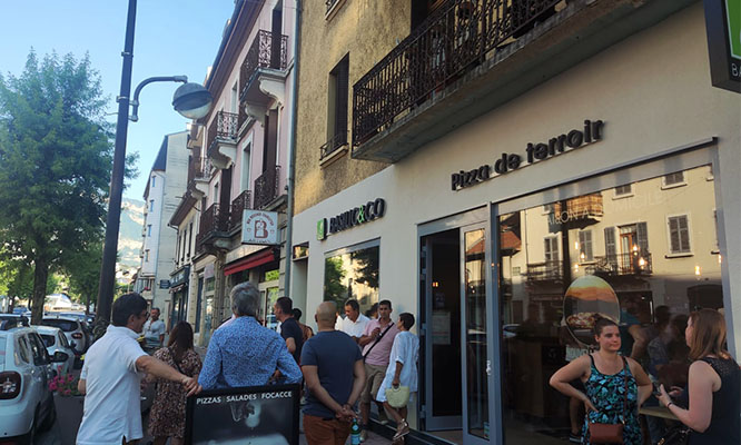 Photo du restaurant de Basilic & Co Aix-les-Bains lors de l'ouverture